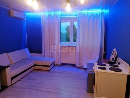 Продаю однокомнатную квартиру, 36 м², этаж 3 из 5. Фото 2