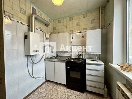 Купить двухкомнатную квартиру, 52.5 м², этаж 4 из 5. Фото 3