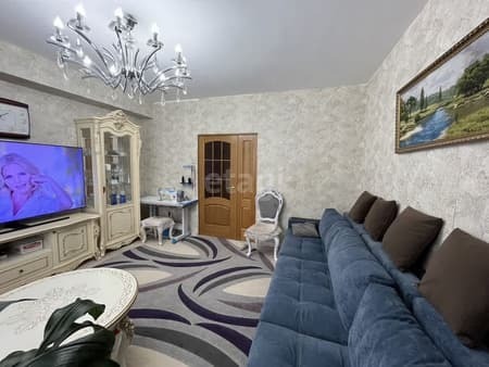 Продажа трехкомнатной квартиры, 70.9 м², этаж 1 из 16. Фото 1