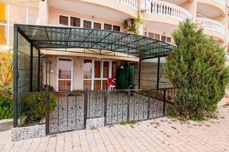 Апартаменты в аренду посуточно по адресу Крым, поселок Семидворье