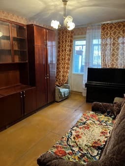 Купить трехкомнатную квартиру, 63 м², этаж 3 из 5. Фото 6