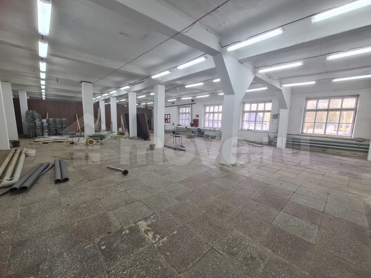 свободного назначения, 2000 м²