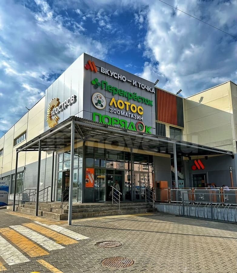 торговое помещение, 650 м²